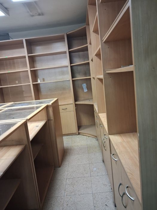 Обзавеждане за магазин