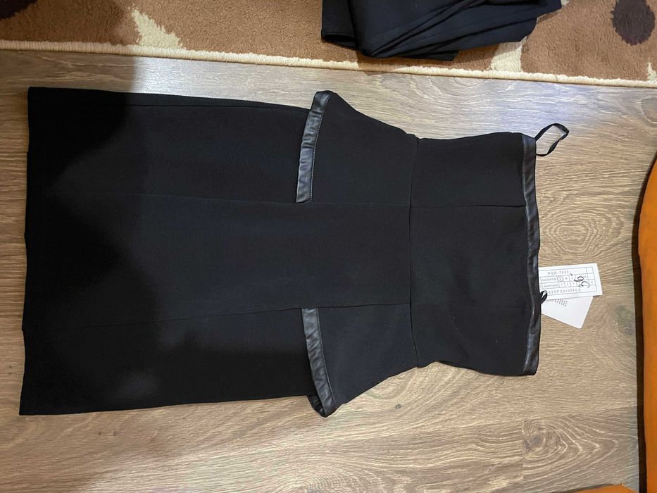 Продавам чисто нови дамски рокли