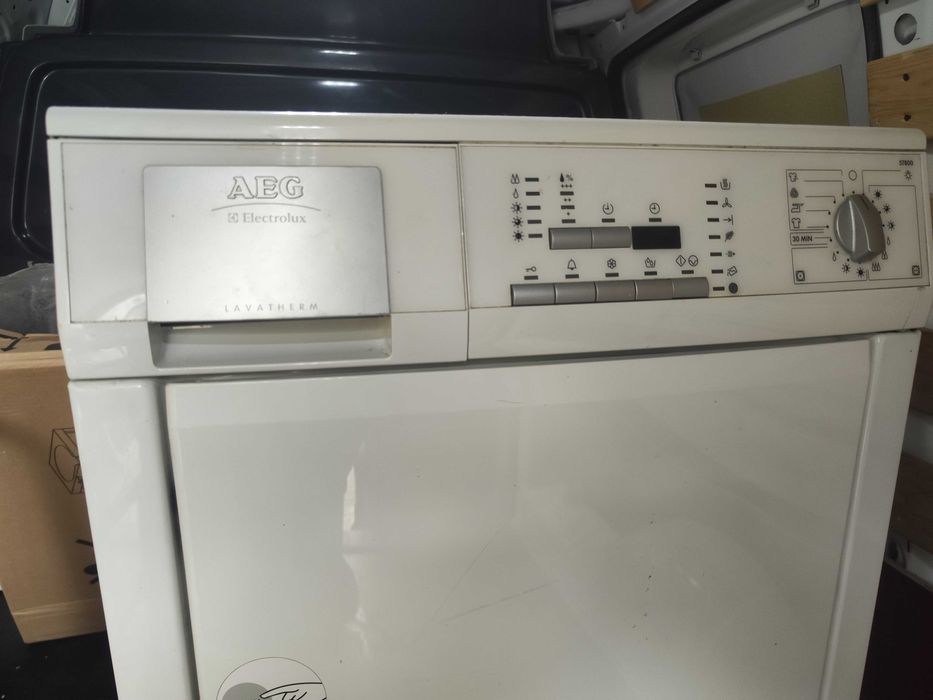 Сушилня за дрехи AEG