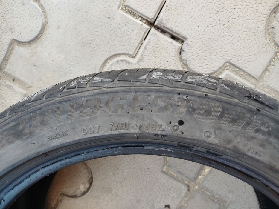 Продам 235/45 R18