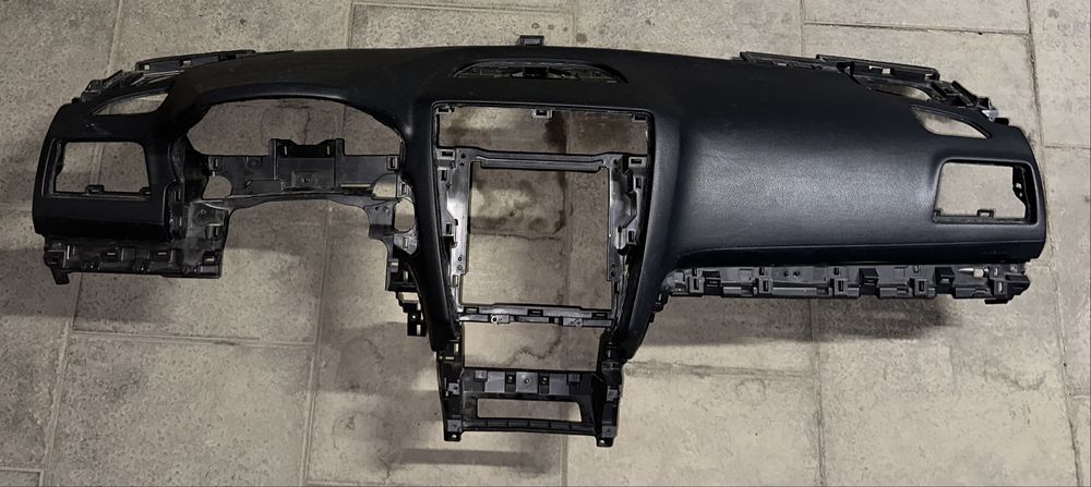 Торпеда Панель приборов subaru legacy outback  BS/BN