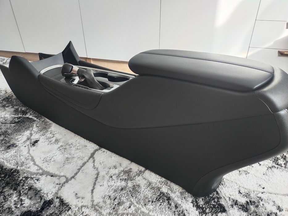 Malibu bar sotiladi orginal.