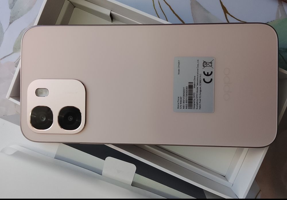 OPPO A6  256 GB Aurora gold