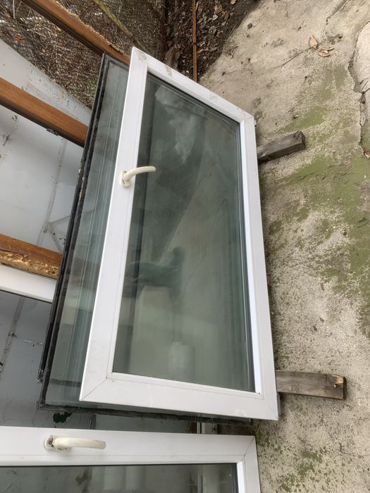 Пластиковые окна и дверь