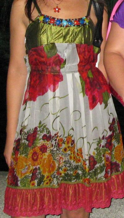 Продам красивые платья, размер s-m