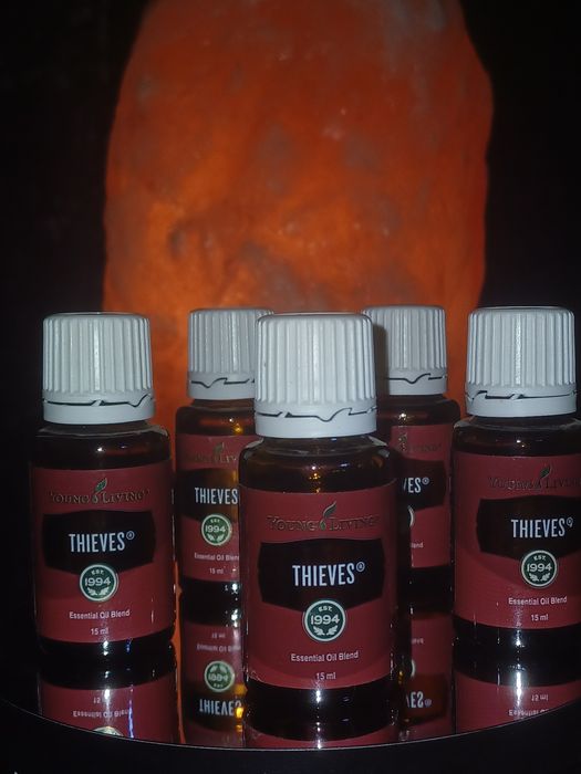 Ulei Esential Young Living, Thieves Blend 15 ml