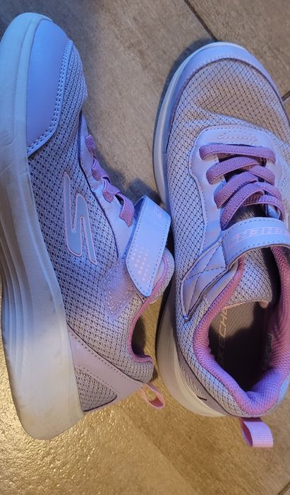 Adidasi Skechers marimea 36