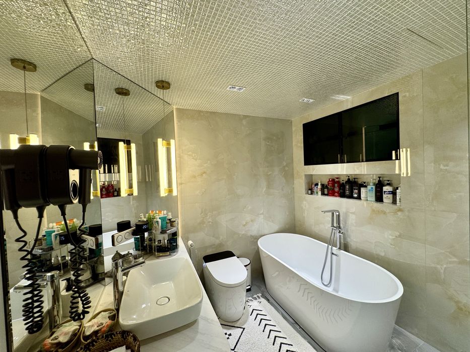 Срочно LUX квартира, на 8 этаже. Вокзал!!!