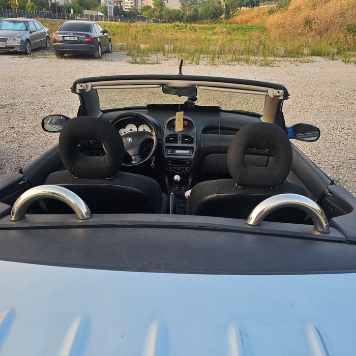 Автомобил  Peugeot 206