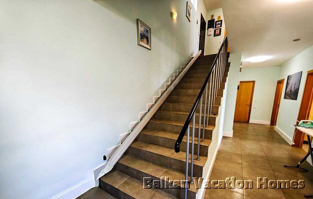 Просторна луксозна къща в Боровец близо до Варна