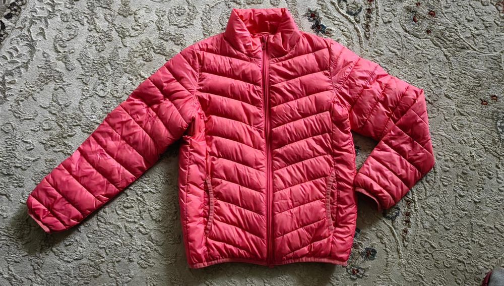 Куртка на девочку осень-весна 140 см