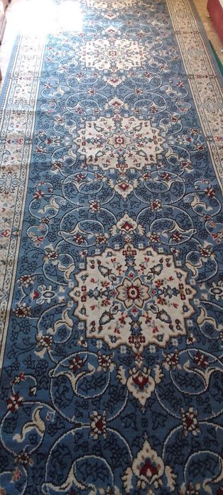 Продам ковровую дорожку