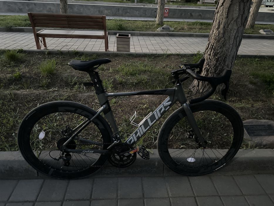 Шоссейный велосипед phillips