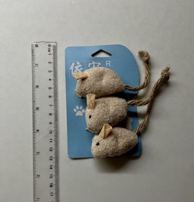 Игрушки для котиков