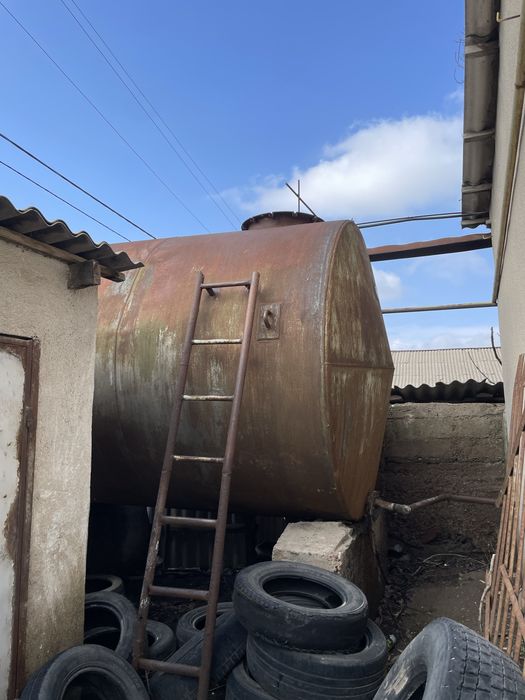 11 тонналык бочка сатылады