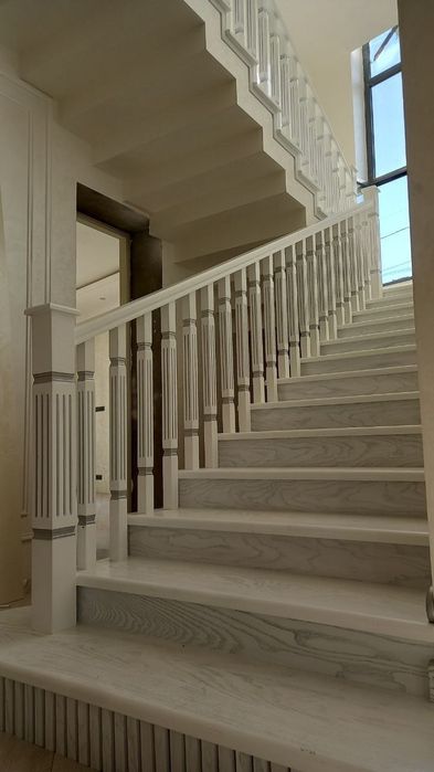 Yongʻoqdan zinalar zakaz boʻyicha tayyorlaymiz