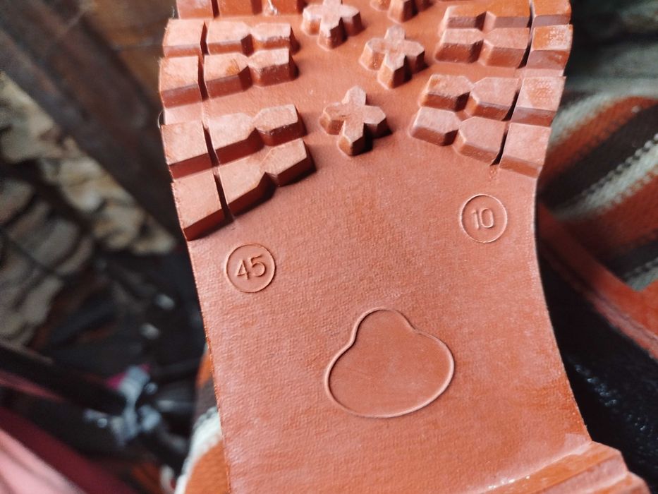 Работни обувки без пластина размер 45