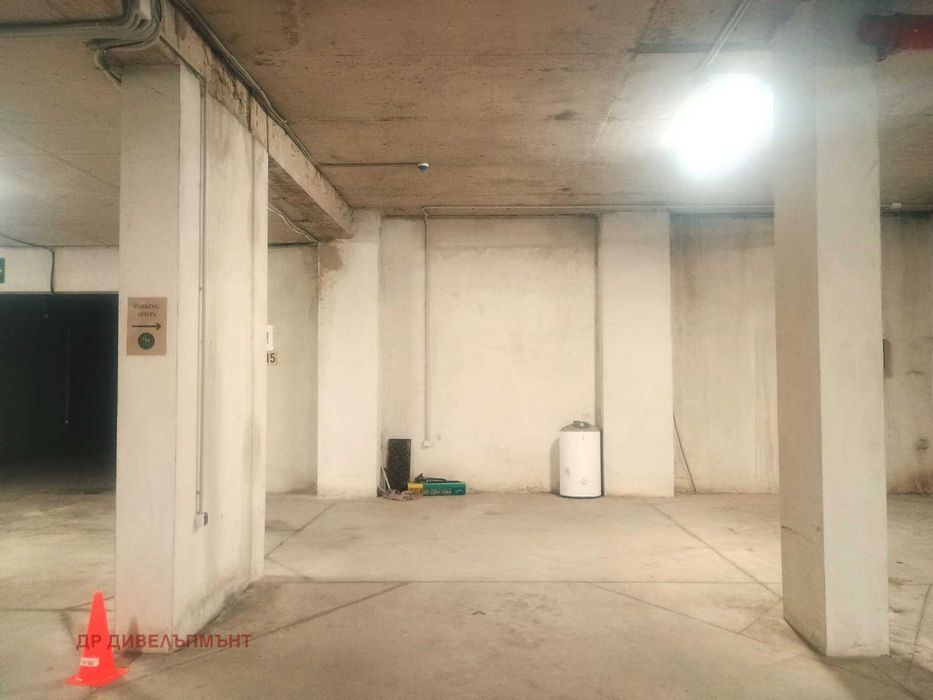 Дава се под наем Двустаен апартамент в София, Център - 74 кв.м за 509.49 € - Снимка #14