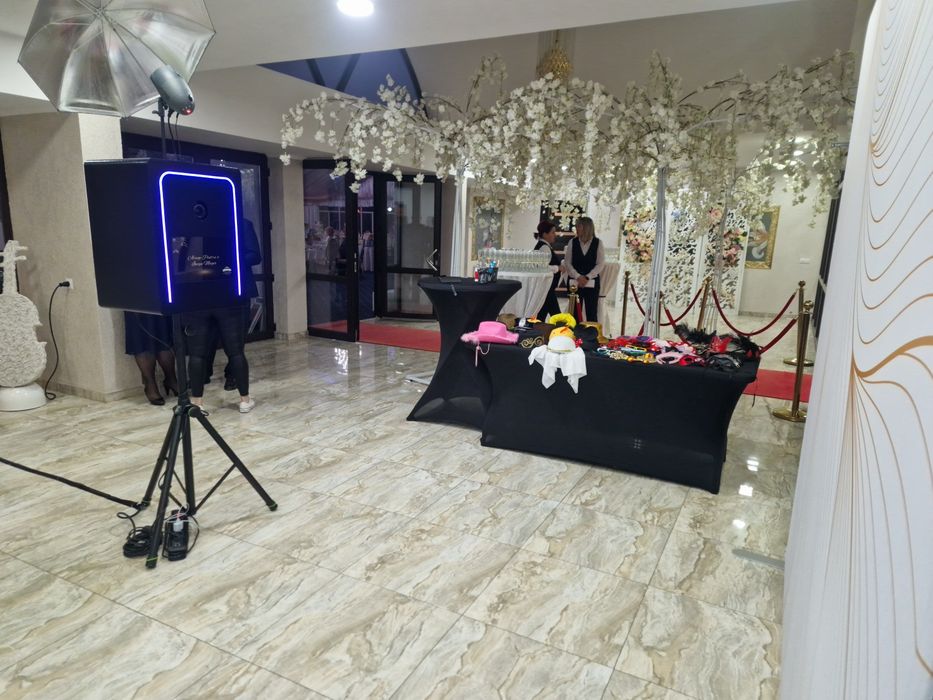 Photobooth • Videobooth 360 •Arcada de Baloane •Fum greu • Artificii