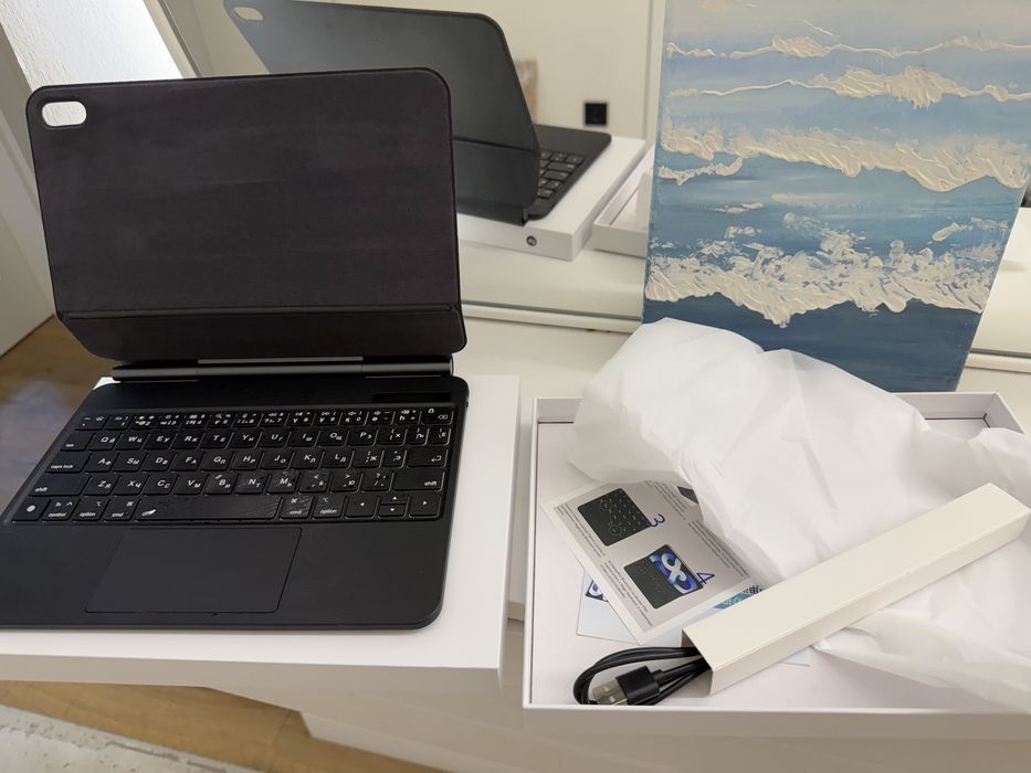 Чехол клавиатура на айпад а 16