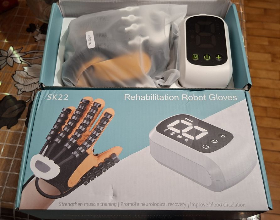 Mănușă robotică recuperare mâna stângă ori dreaptă (paralizie, avc..)