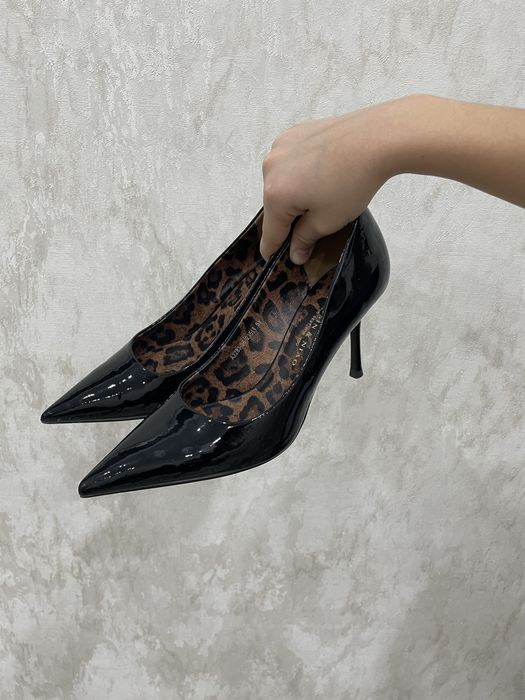 Туфли красивые черного цвета