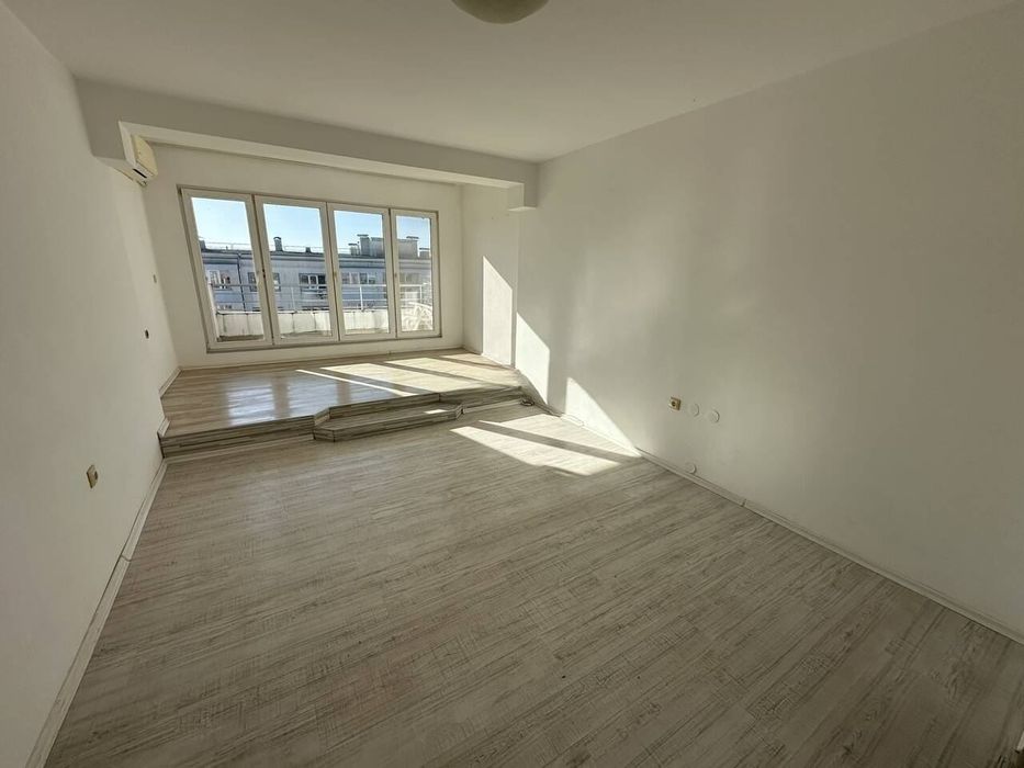 Дава се под наем Двустаен апартамент в Бургас, Славейков - 50 кв.м за 328.95 € - Снимка #9