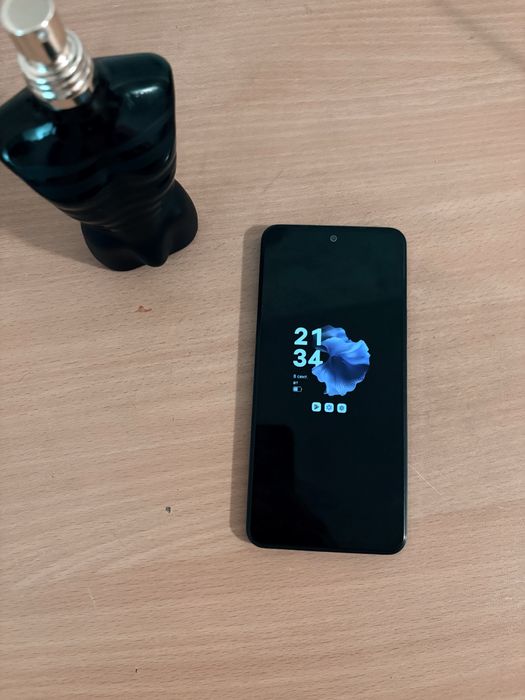 Продам Vivo y100