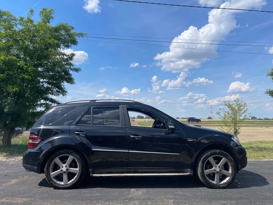 MERCEDES-BENZ ML-Class 0 — imagine 3