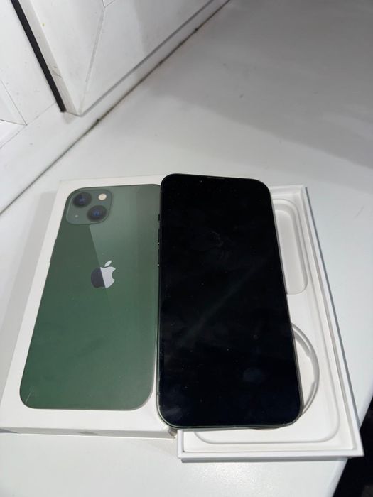 Iphone 13 вхорошем сост