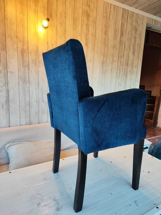 Трапезни столове