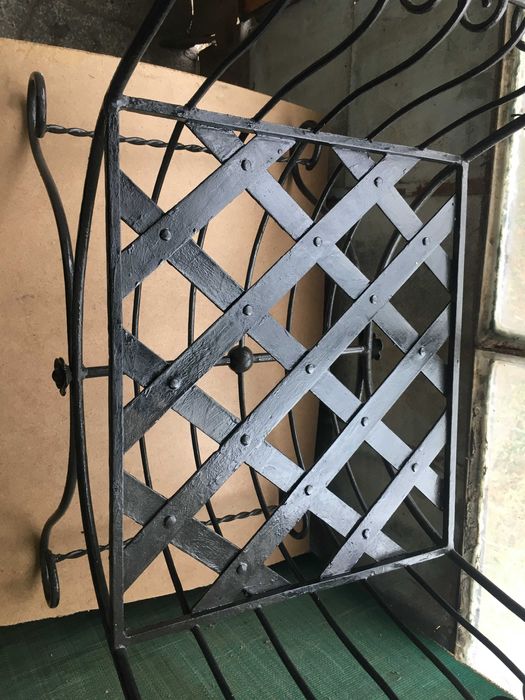 Поставка за камина