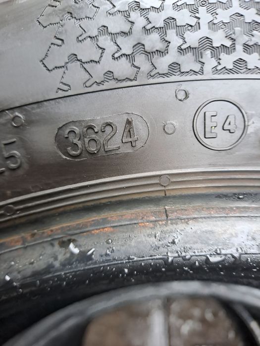 Set Anvelope Iarnă Continental și Sumitomo 185/65 R15 Dot 2024