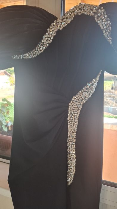 Официална дълга черна  рокля с камъни M