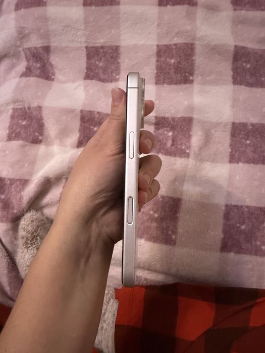 Продам iPhone 17 256 gb