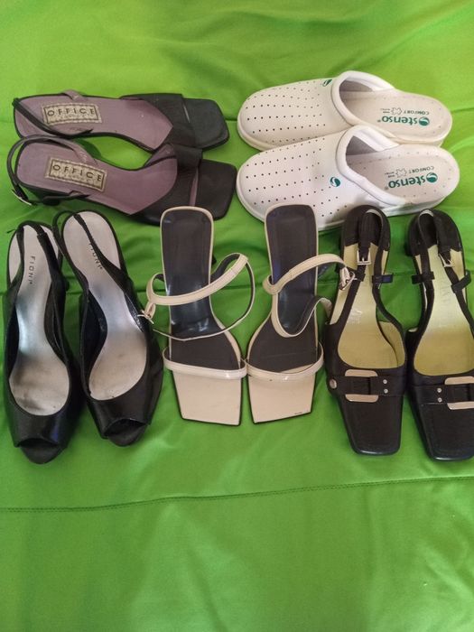 Летни обувки запаени 37 номер общо  за  60 лева