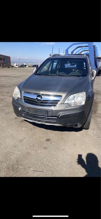 Opel antara на части