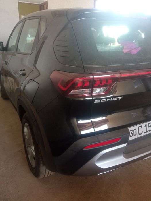 Kia Sonet 1-pozitsiya yangi 1250km yurgan mexanika