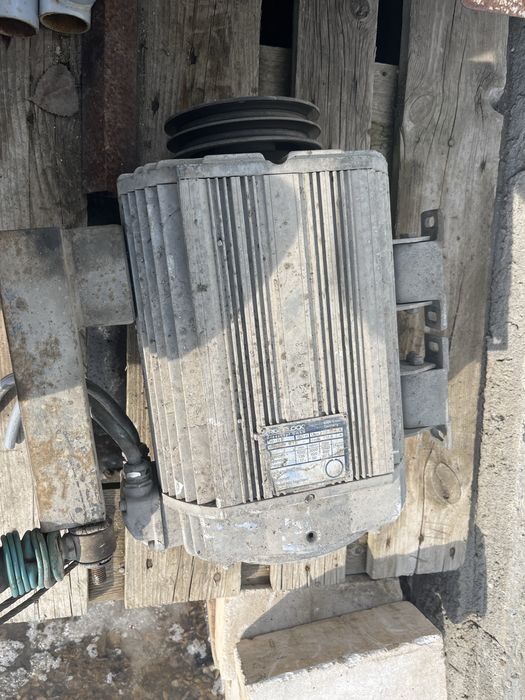 Продам генератор.