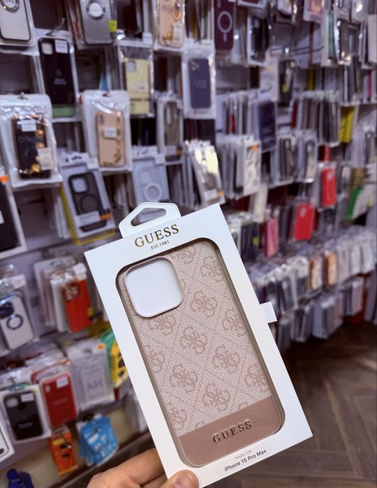 Iphone 15 pro max оргинален кейс на Guess