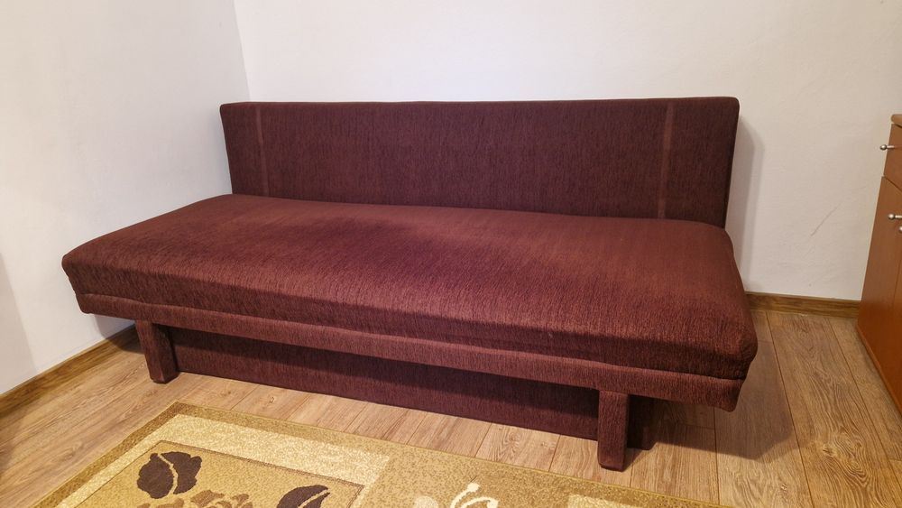 De vânzare - canapea extensibilă