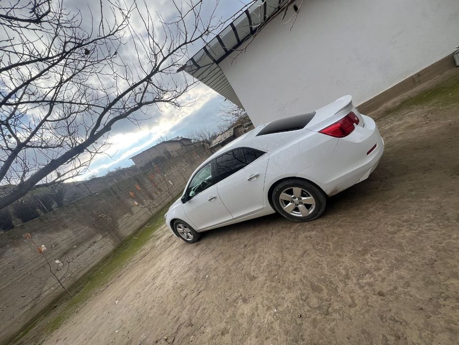 Малибу 1 сотилади