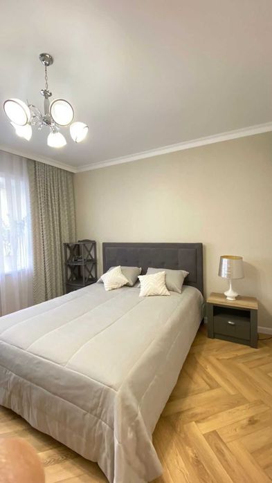 Продам 3-комн квартиру, IT лицей, 98 кв.м.