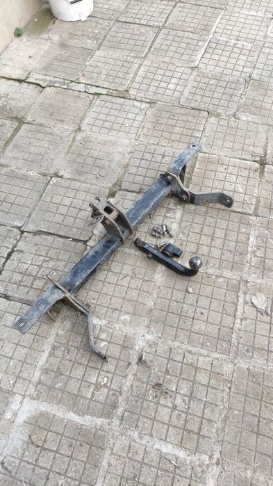 Теглич за Опел Антра