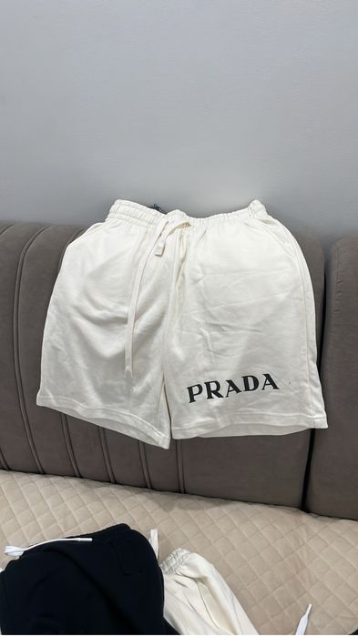 Распродажа.  Новых вещей