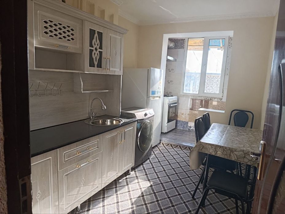 Sagdiana katyolni tamon 2xona 5etaj oilaga beriladi.