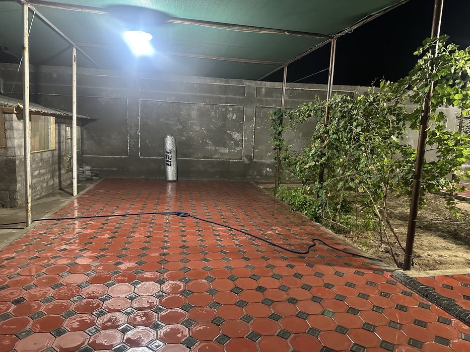 uy sotiladi 2020 yil qurilgan ozimniki