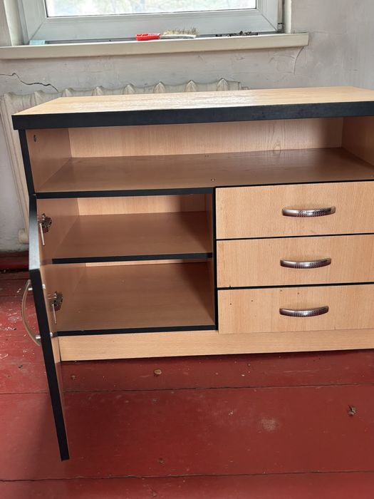 Комод мятного оттенка