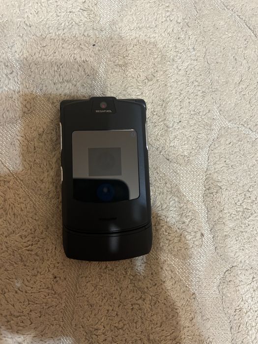 Продаю телефон Motorola