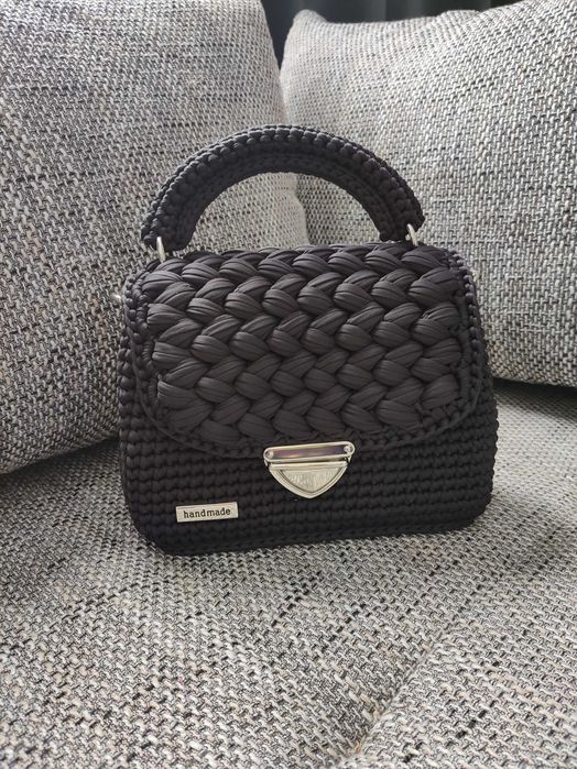 Geantă handmade creată din bandă lycra